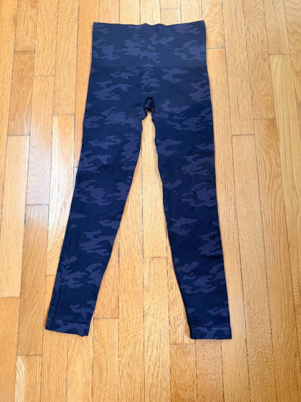 SPANX Navy Camo High Waisted Leggings Size M